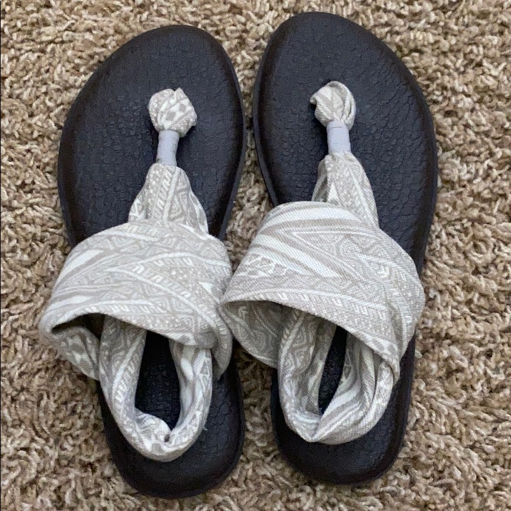 Sanuk yoga sling sandals